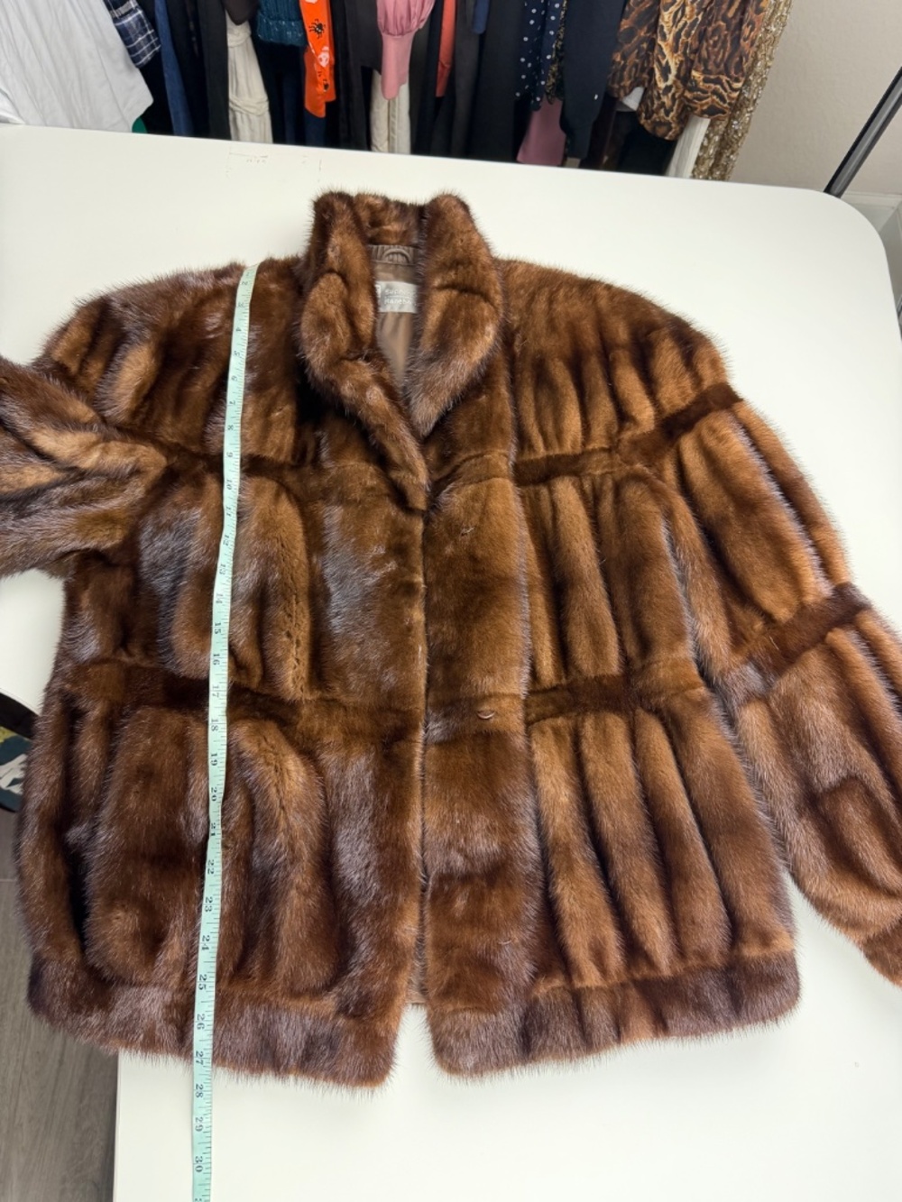 Vintage Saga Mink Female Ranch Mink Genuine Brown Fur Jacket Coat - Picture 11 of 12